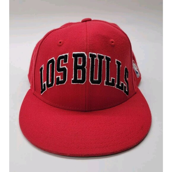 Los Bulls Chicago Bulls Adidas Snapback‎ Red And Black NBA Basketball Cap - Picture 1 of 10
